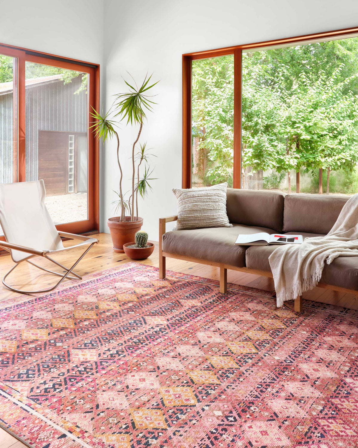 Loloi II Layla LAY-15 Magenta / Multi Area Rug - 7'-6" x 9'-6"