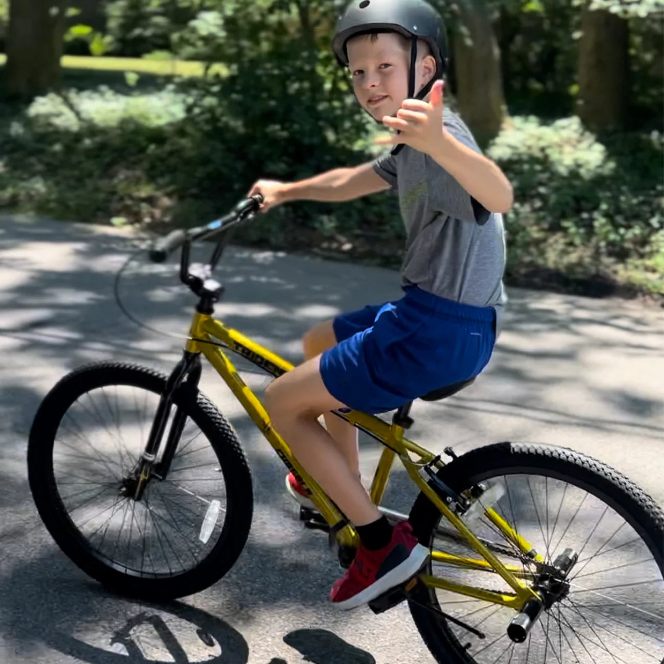 Cubsala 24 in BMX Race Bike Trident Bicycles Beginner - Level to Advanced Riders with 2 Pegs Trick Cycling and Professional Riding, Black