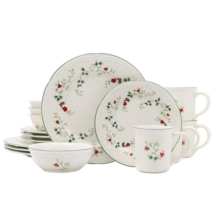 Pfaltzgraff Christmas Winterberry 16 Piece Dinnerware Set