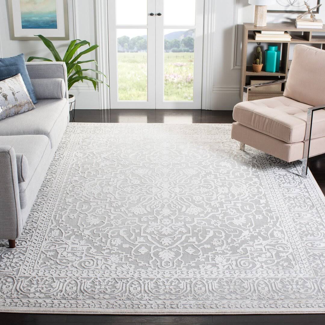 Pellot Floral Light Gray/Cream Area Rug Rug Size: Rectangle 4' x 6'