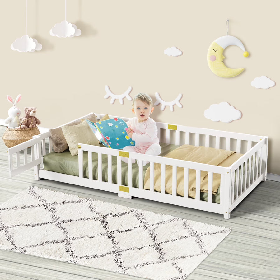 Slsy Twin Size Toddler Floor Bed, Solid Wood Montessori Bed Frame with Fence & Door Montessori Floor Bed Crib with Safety Guardrails for Girls and Boys