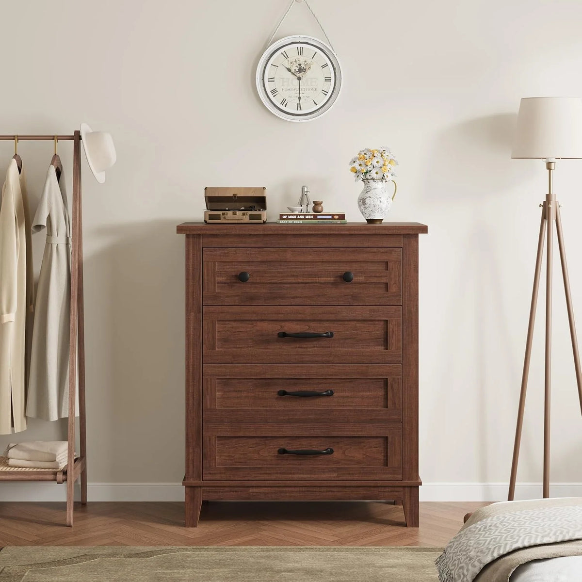 4 Drawer Dresser for Bedroom, 34.8" Tall Bedroom Dresser with Large Drawer& Black Handles, Wooden Storage Organizer Cabinet Chest of Drawer for Living Room, Hallway